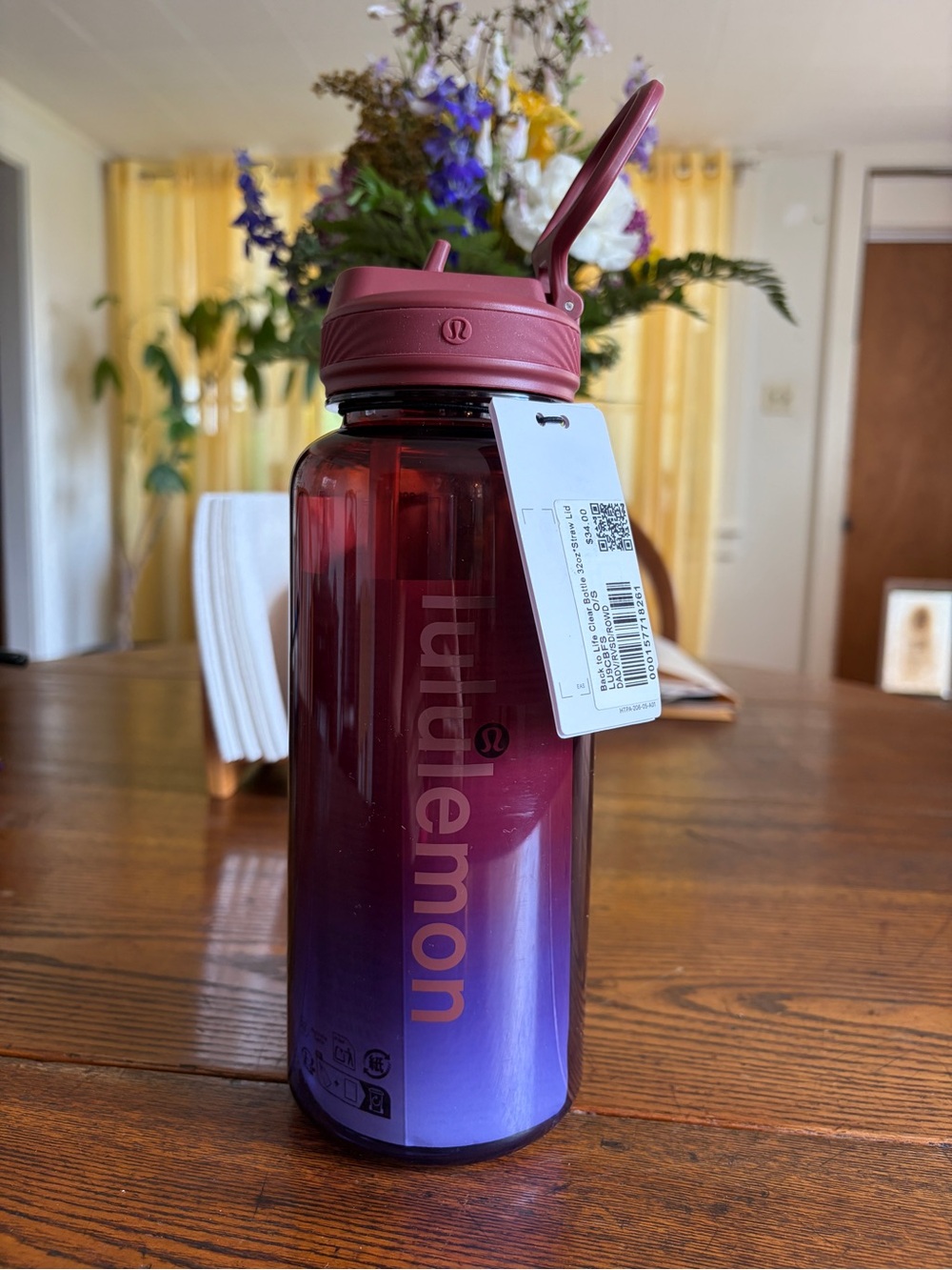 NWT Lululemon Back To Life 32oz Water Bottle Ombré